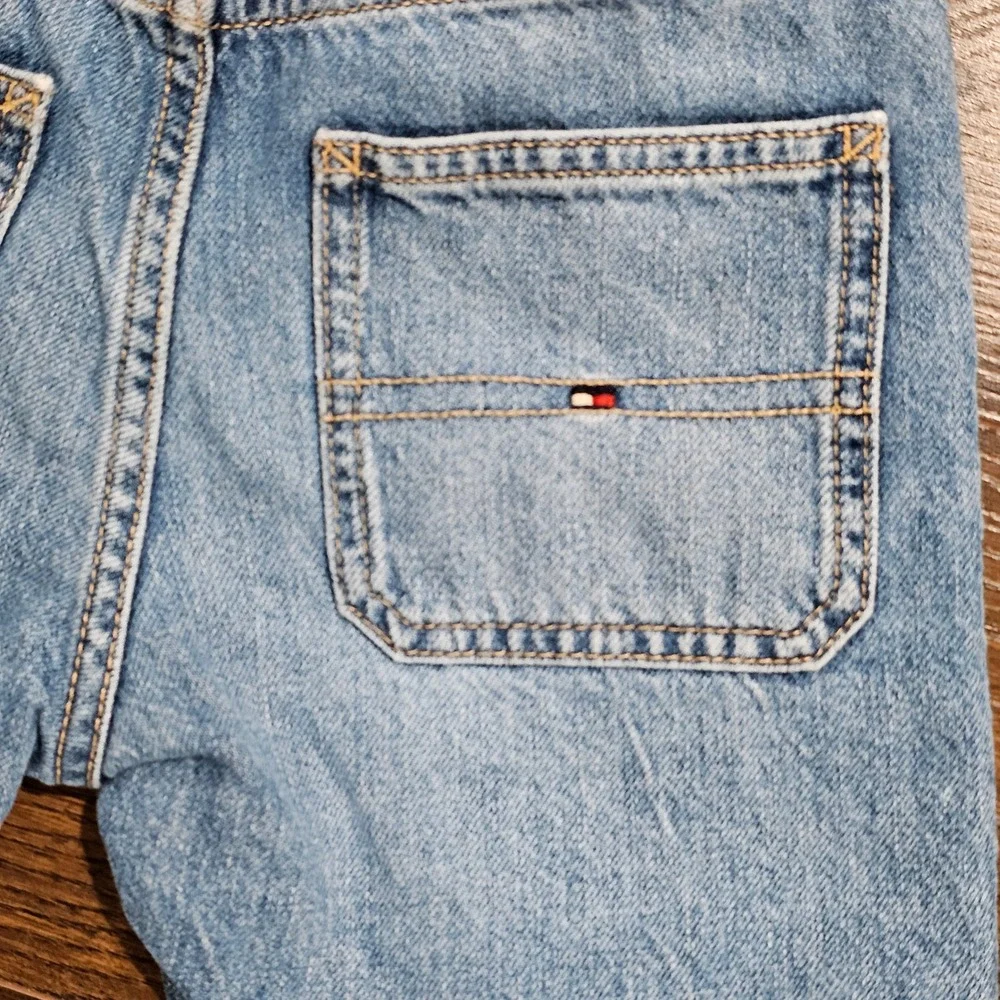 Tommy Hilfiger Boys Size 7 Blue Denim Shorts Classic Five Pocket Style